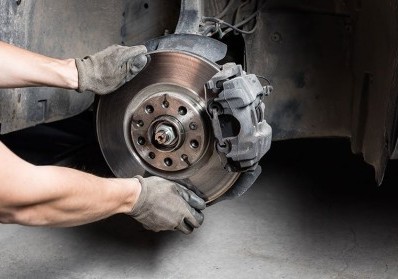 The Dangers of Driving with Faulty Brakes blog image
